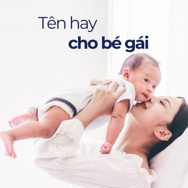 Hoa quỳnh nở rộ trong đêm tối, vẻ đẹp huyền bí và kiêu sa dưới ánh trăng
